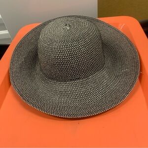 Magid Black and White Patterned Hat